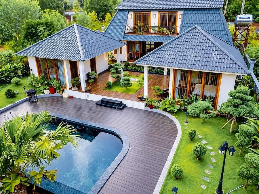 Biệt thự nhà vườn, hồ bơi